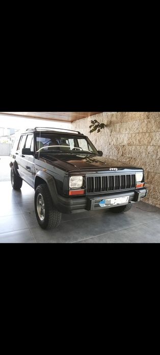 Jeep Cherokee XJ raro