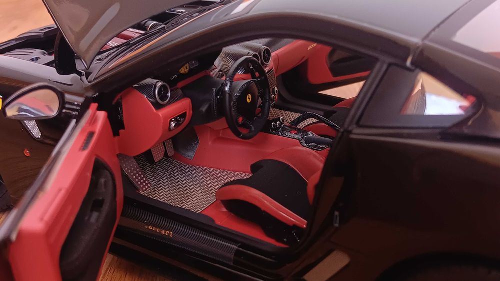 Miniatura Ferrari 599 gto