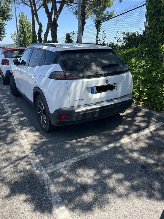 Peugeot 2008 eat8 Allure diesel