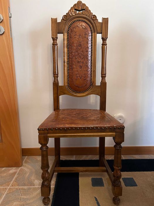 Mesa de Jantar 185 × 95 cm + 8 Cadeiras Clássicas