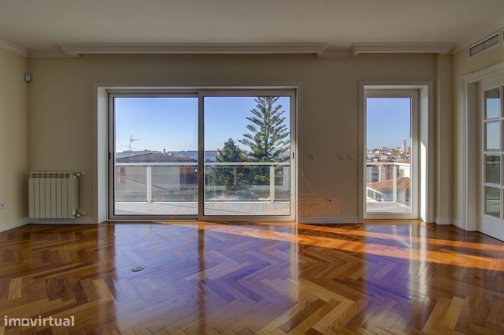 Apartamento T3 DUPLEX - Celas - Coimbra/Venda