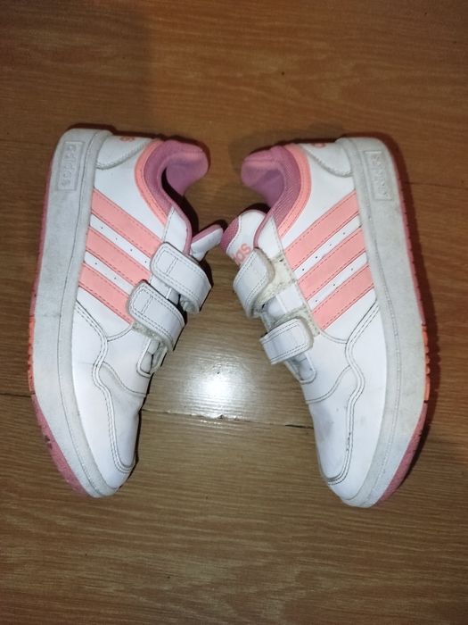 Кросівки adidas білі кеди Адідас на ліпучках