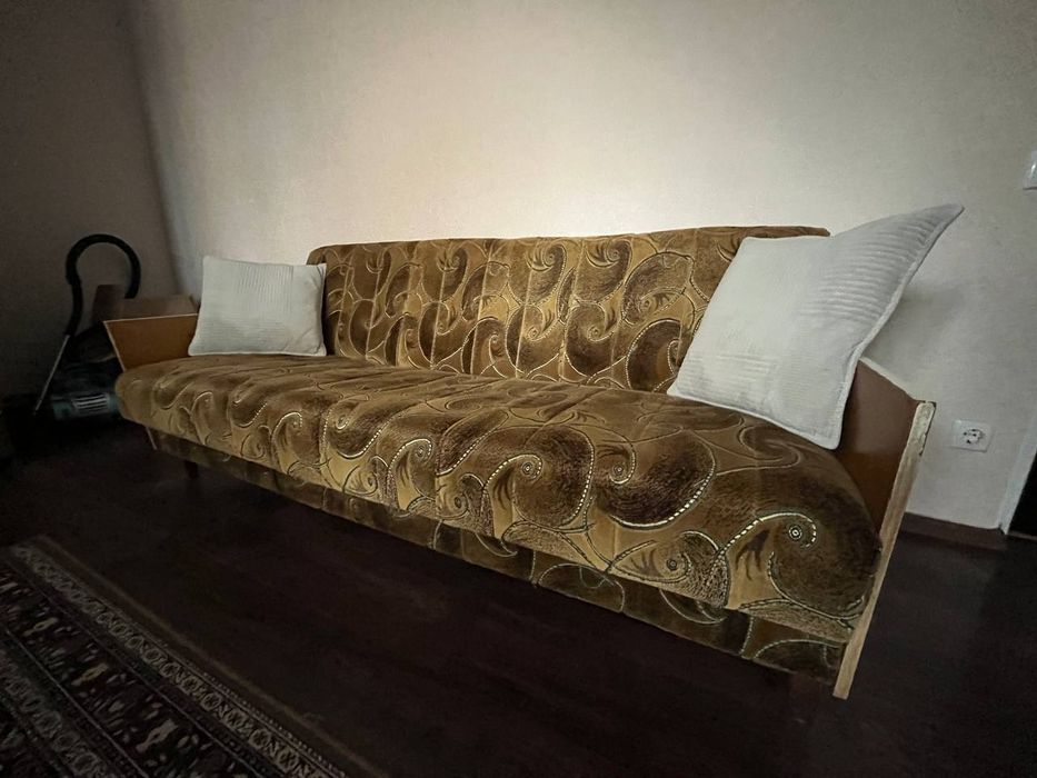 Меблі, шафа, диван, тумба