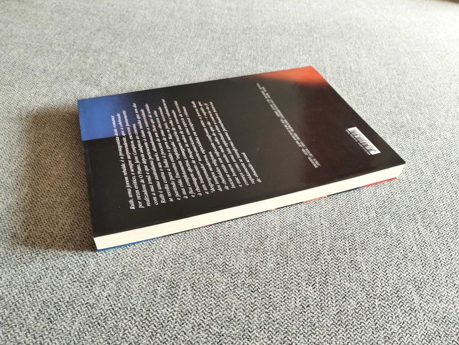 Livro "Holy smoke - fumo sagrado" de Anna & Jane Campion