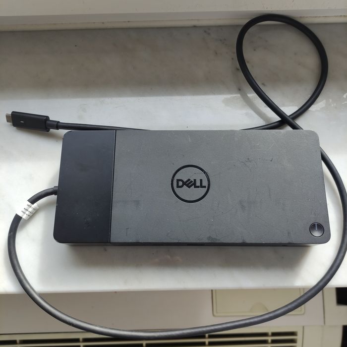 Док станция в идеальном состоянии