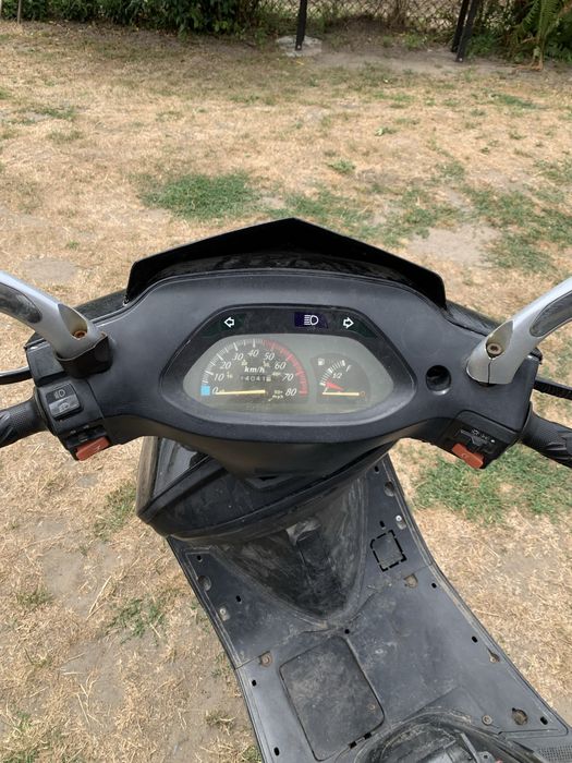 Продам скутер 12 000