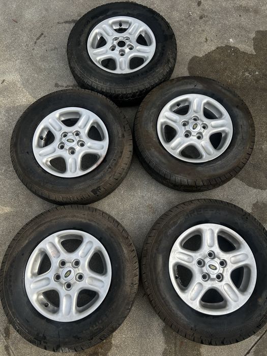 Jantes Land Rover R15 com Pneus 195/15C