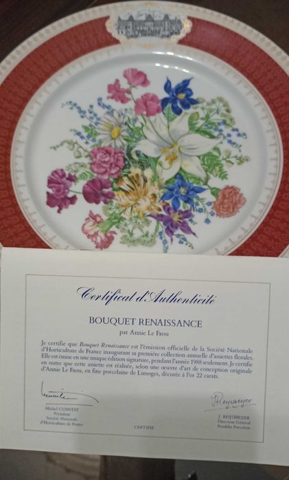 Coleção de pratos decorativos /Francês com certificado