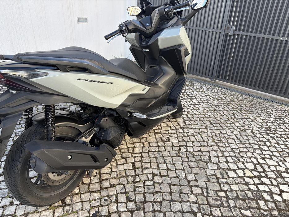 Honda Forza 125 (2022) - Revisão Grande Feita (Correia Nova)