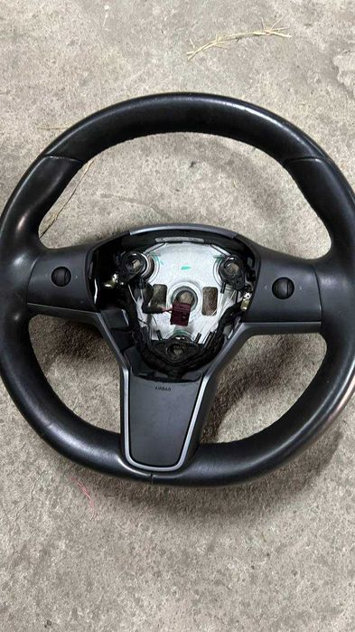 Кермо руль Tesla Model 3 2018-