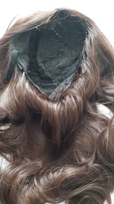 Парик каштановый волнистые волосы перука