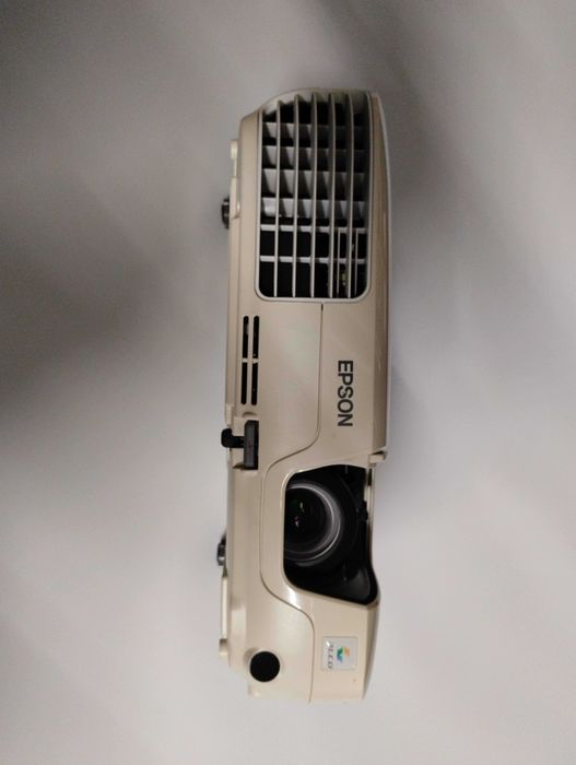 Projetor Epson EB-X9