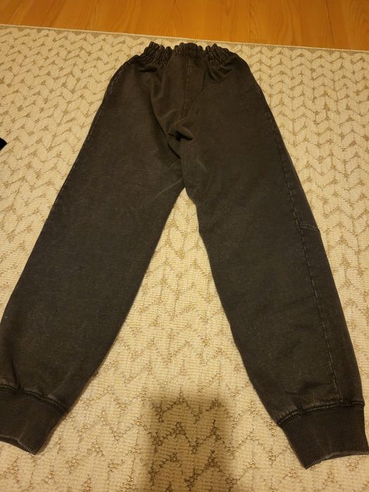 Spodnie dresowe 134
