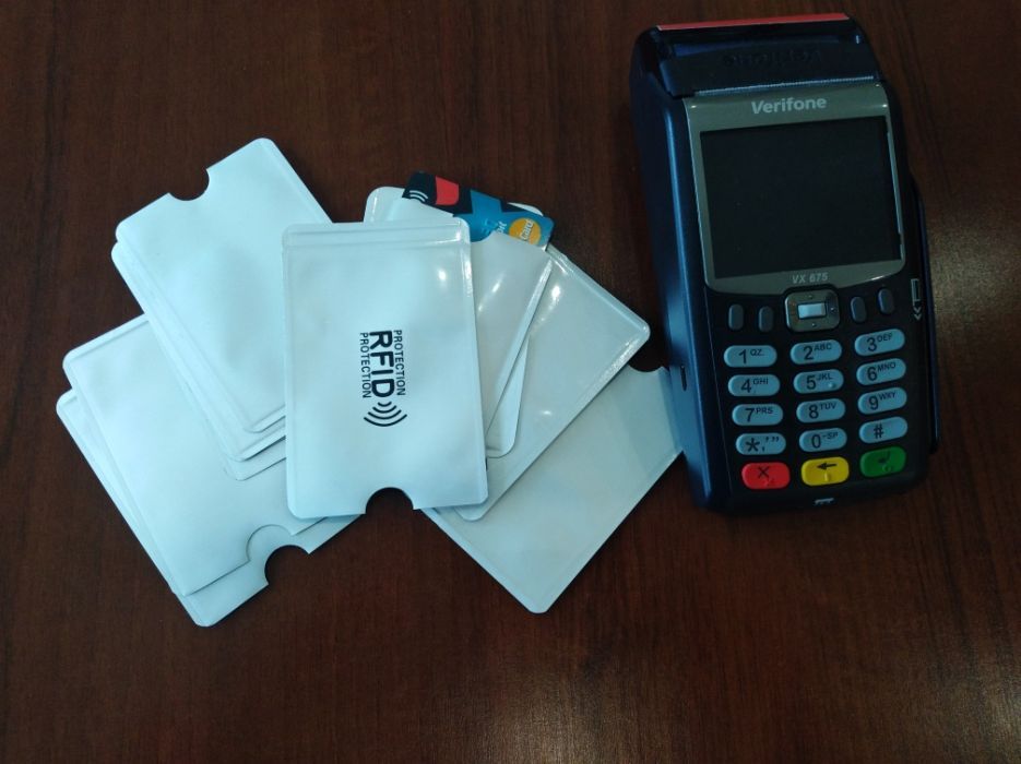 Etui ochronne, ochrona karty, ochrania przed odczytem zbliżeniowy