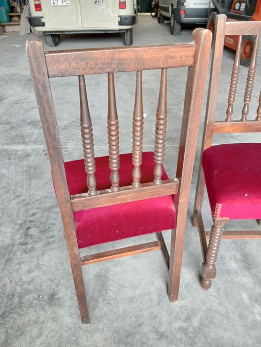 Cadeira vintage vermelha