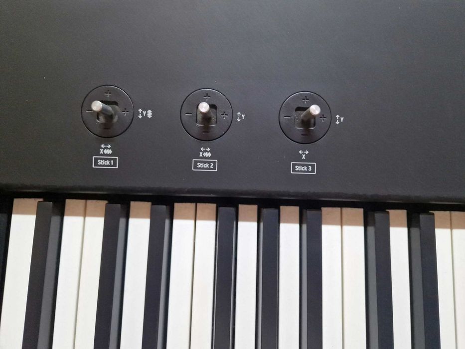 Controlador Studio Logic SL 88