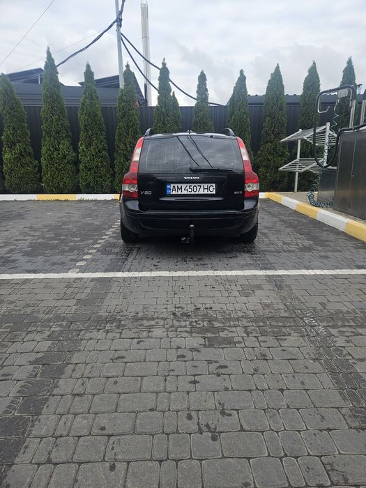 продам volvo v50 2.0