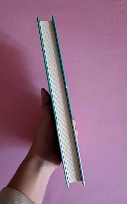 Різдвяні кружляння книга