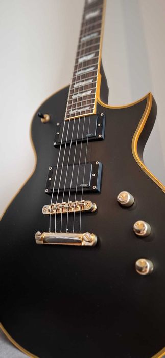Guitarra ESP Ltd EC-401 + case rígido Gator