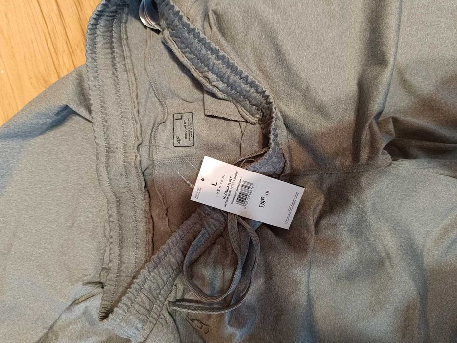Dres Męski 4F rozmiar L