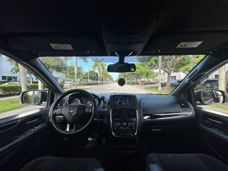 2018 Dodge Grand Caravan SE
