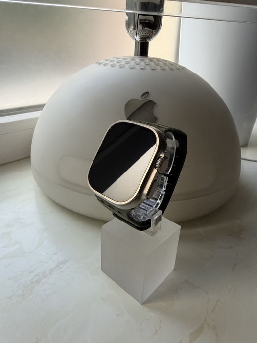 Apple Watch Ultra 2 49mm GPS+LTE Titanium Case