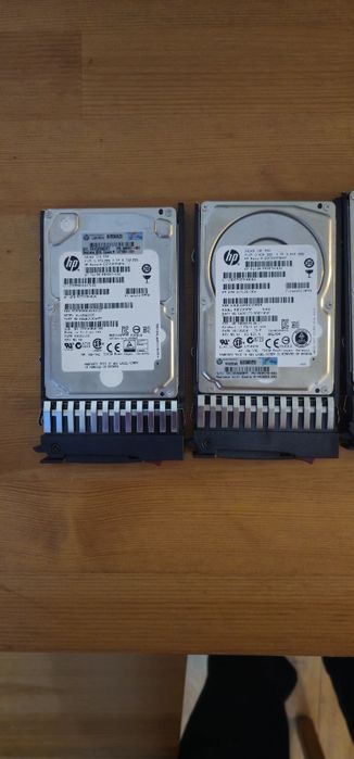 Dyski serwerowe HP SAS 10K 300 GB  super stan  WYSYŁKA