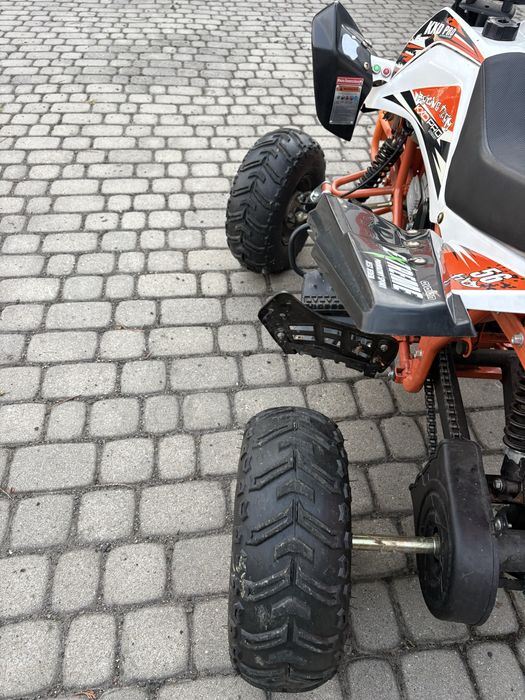 Sprzedam quada ATV-004. Mało uzywany tylko po ogrodku