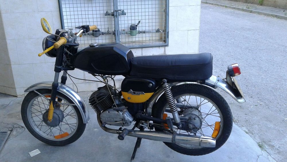 Mota 50 Sachs impecável