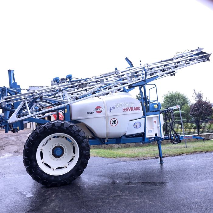 Opryskiwacz Hardi Evrard Meteor 2800l 28/27/24m. Skrętny dyszel
