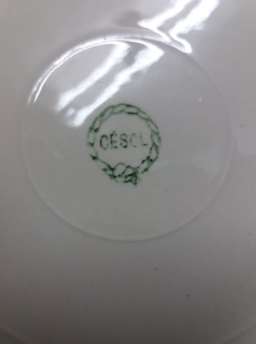 Pratos decorativos marca Césol da fábrica de Souselas - Coimbra