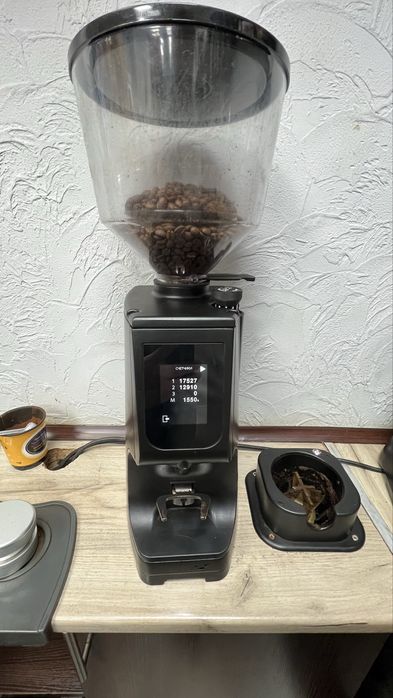 Кавомолка Eureka Atom 65