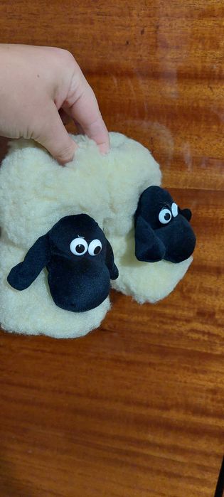 Чуні дитячі з вівцями