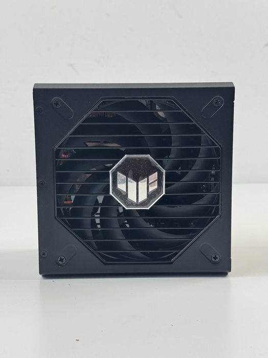 Блок живлення ASUS TUF Gaming 850W Gold (ATX, 850 Вт, 80 PLUS Gold, повністю модульний) (90YE00S2-B0NA00)