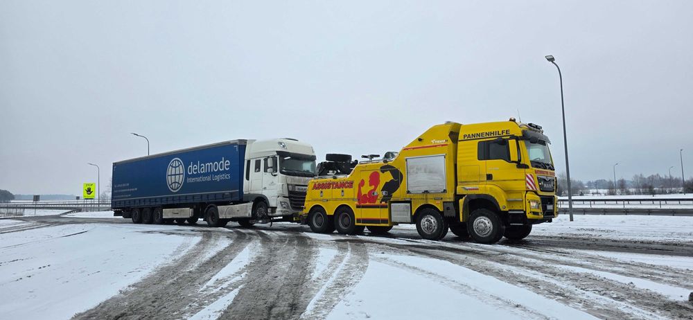 Assistance24h.eu POMOC DROGOWA Kalisz Laweta z OC Holownik TIR HDS