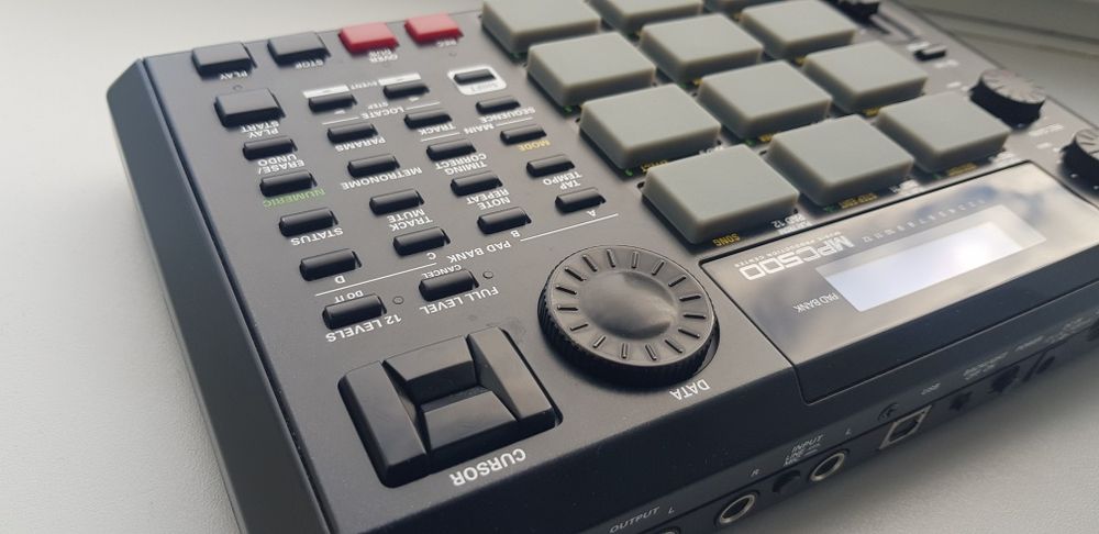 Akai MPC 500 Custom sampler