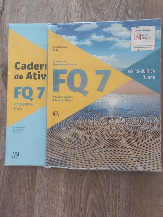 Manuais 7. ano escolaridade e respetivos cadernos de atividades