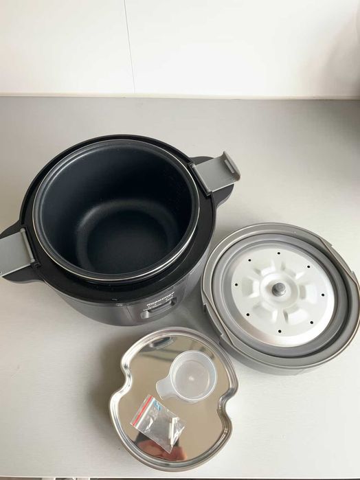 Multicooker samochodowy 24V DC ROADCHEF 2L