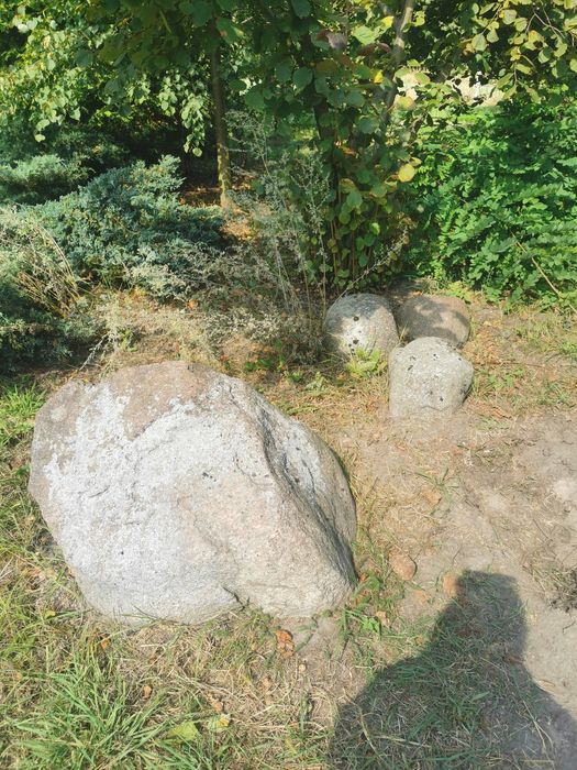 Oddam duże kamienie