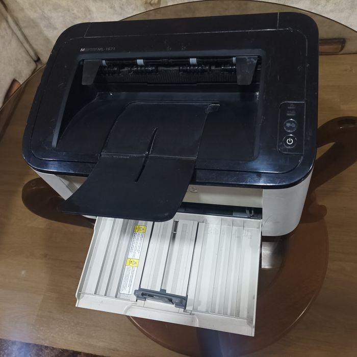 Принтер Samsung ml1671