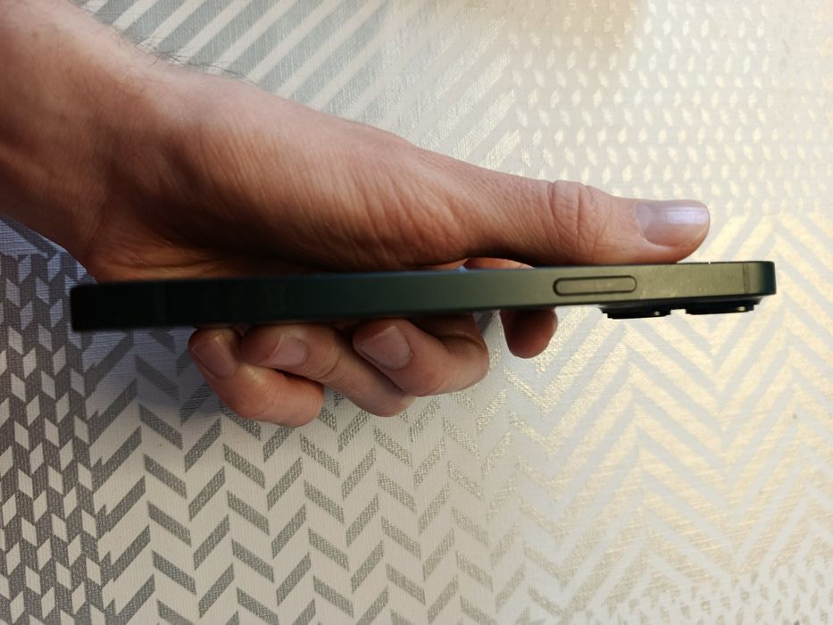 iPhone 14 128GB stan bardzo dobry bateria 87%