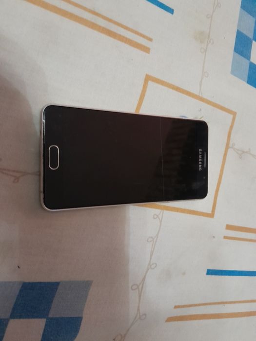 Мобильный телефон Samsung Galaxy А5