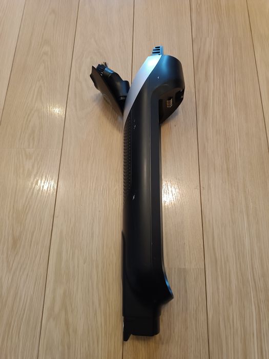 _._ Odkurzacz pionowy Bosch 21.6V Flexxo Serie 4 - korpus, obudowa