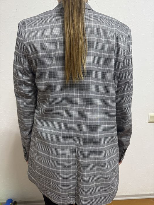 Пиджак в клетку новый