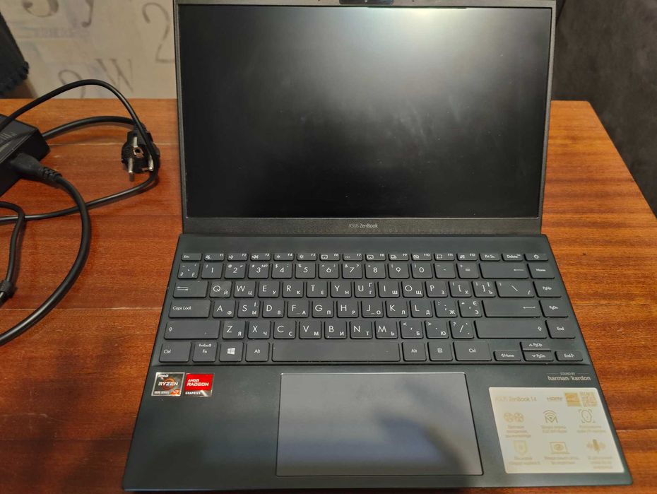 Ноутбук ASUS ZenBook 14 AMD Ryzen 7 5800H/RAM 16 ГБ/SSD 512 ГБ