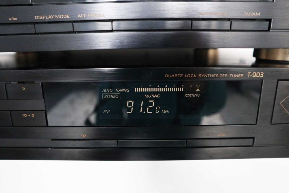 Фм приёмник тюнер Grundig Fine Arts T-903 Grundig Fine Arts T-907