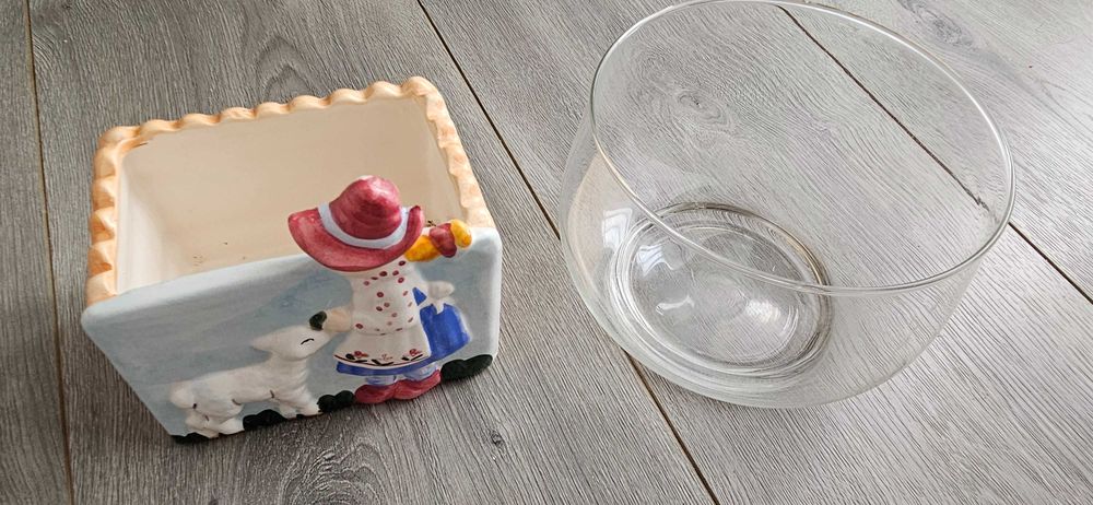 Miska szklana i pojemnik ceramiczny