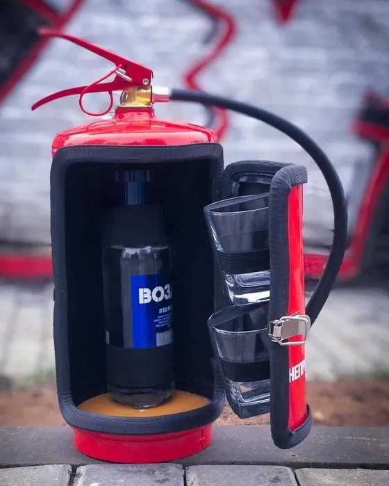 Міні-бар у вогнегаснику — вибуховий подарунок для чоловіка