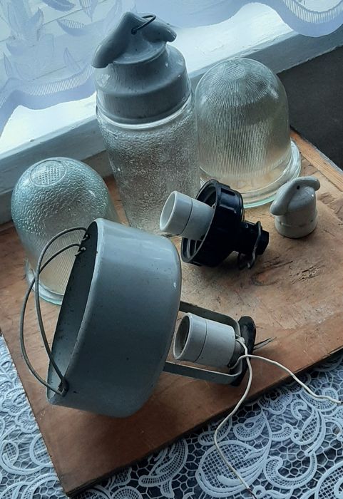 Плафоны электричество уличные