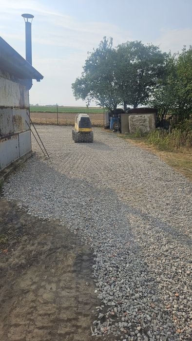 Usługi minikoparką